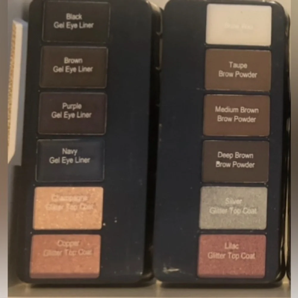 ✨HOST PICK✨ Ulta Beauty 44 pc makeup collection - Picture 2 of 6
